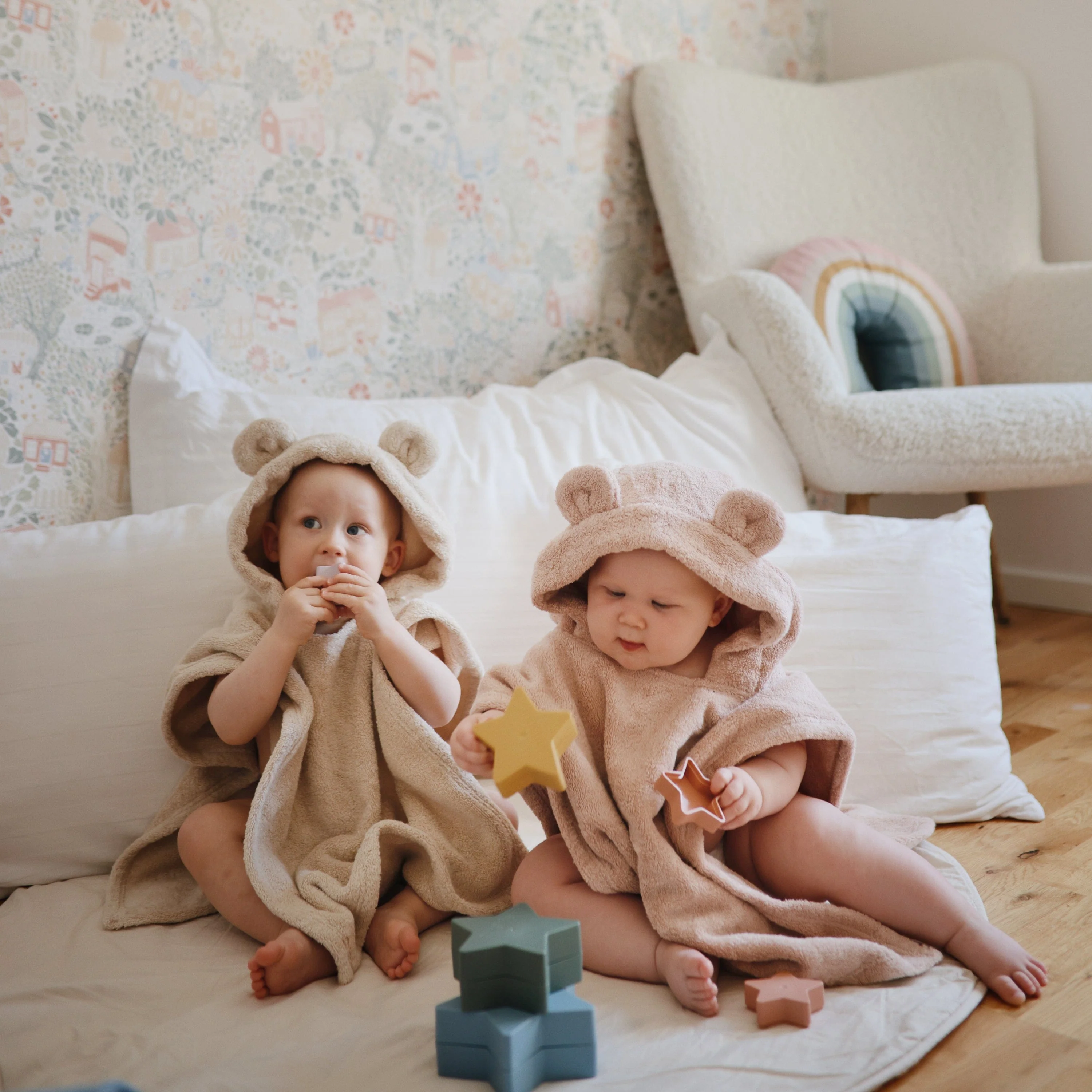 Nesting Stars Toy - Image 6