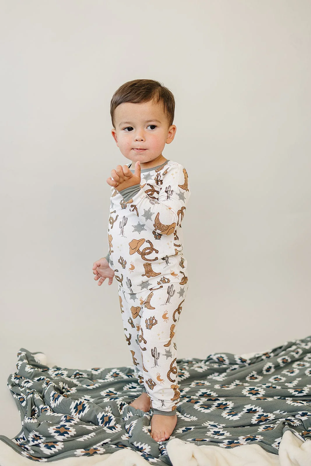 Outlaw Cowboy Ribbed Bamboo Cozy Set - Image 2