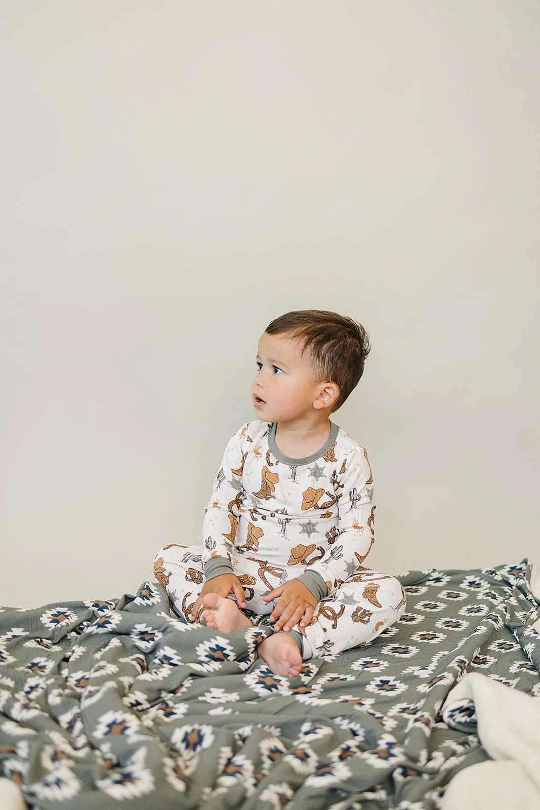 Outlaw Cowboy Ribbed Bamboo Cozy Set - Image 3