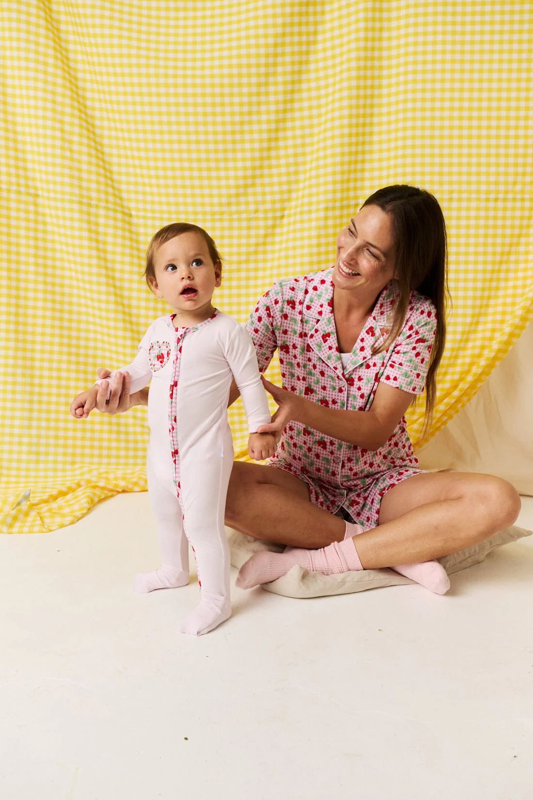 Bamboo Convertible Footie Romper - Sweet Strawberries - Image 6