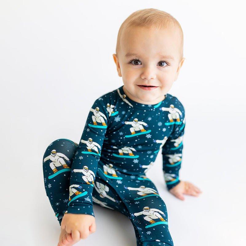 Boy's Bamboo Long Sleeve Basic Romper - Yeti (Snowboarding) - Image 4