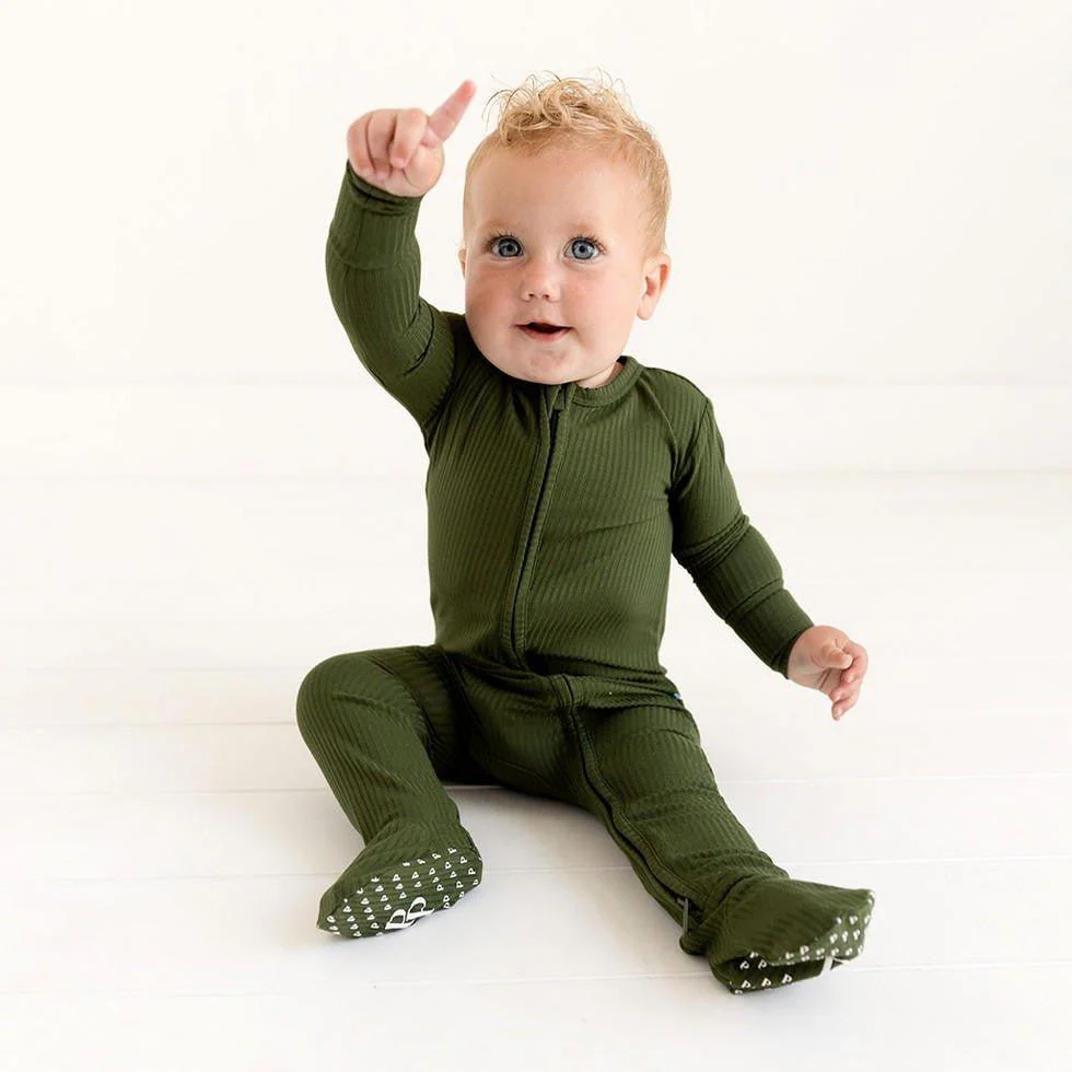 Solid Bamboo Footie with Zipper - Pine Ribbed - Image 3