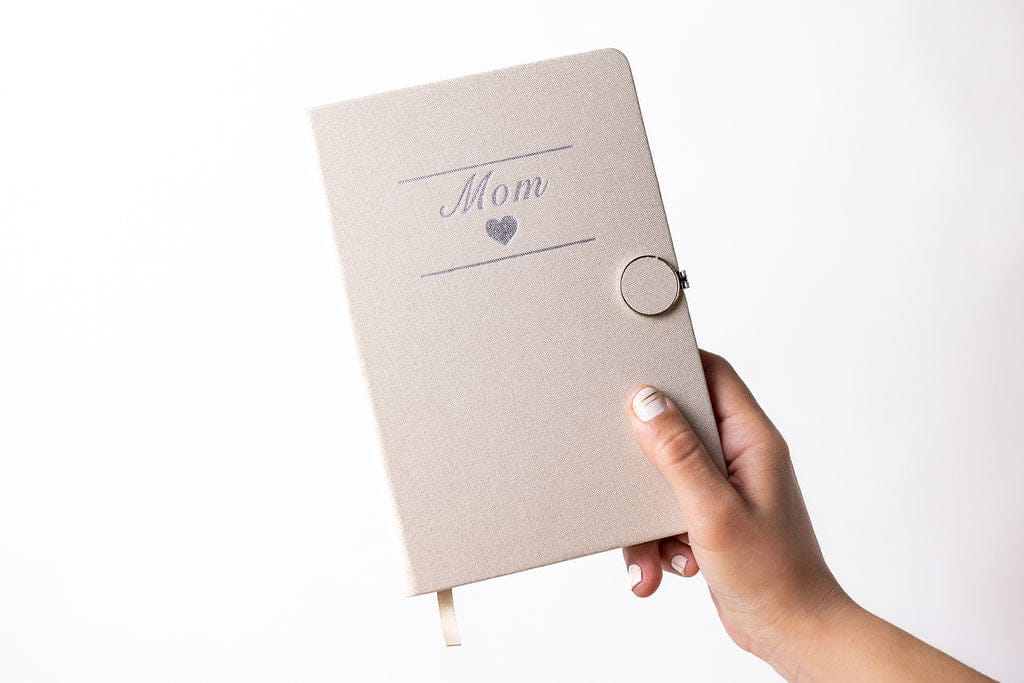 Pregnancy Gift Box, New Mom, Mom to be Gift Set - Image 5