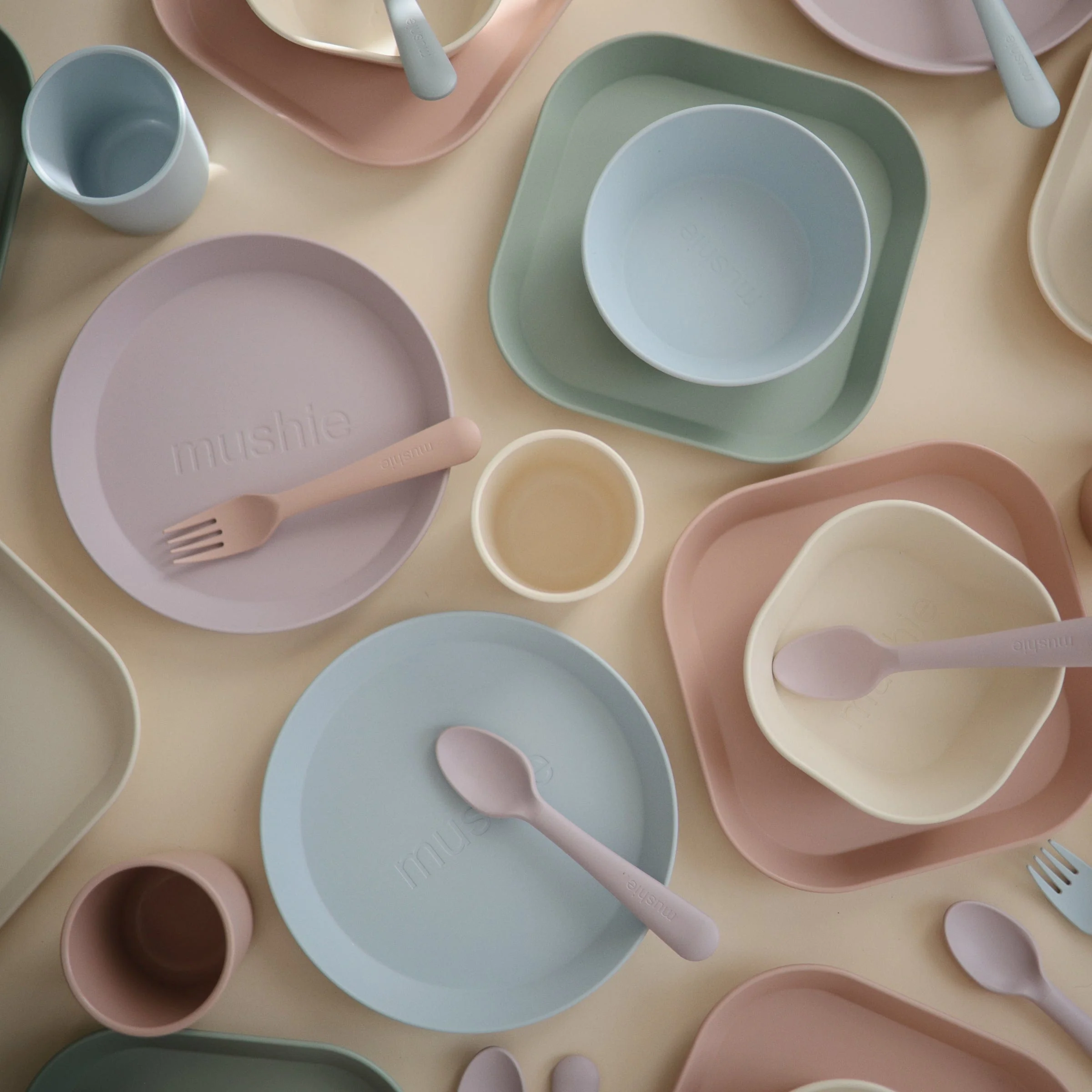 Round Dinnerware Plates, Set of 2 - Image 45