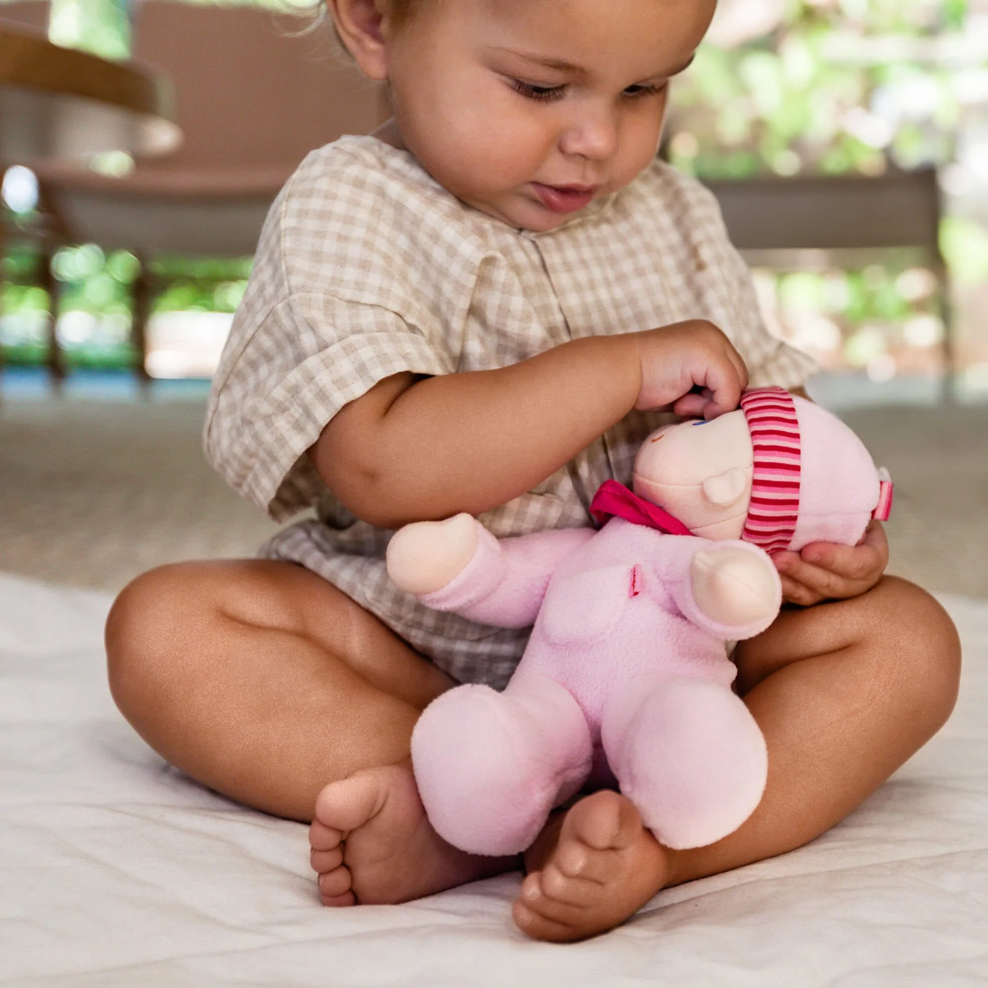 Snug Up Doll Luisa 8" First Doll - Image 4