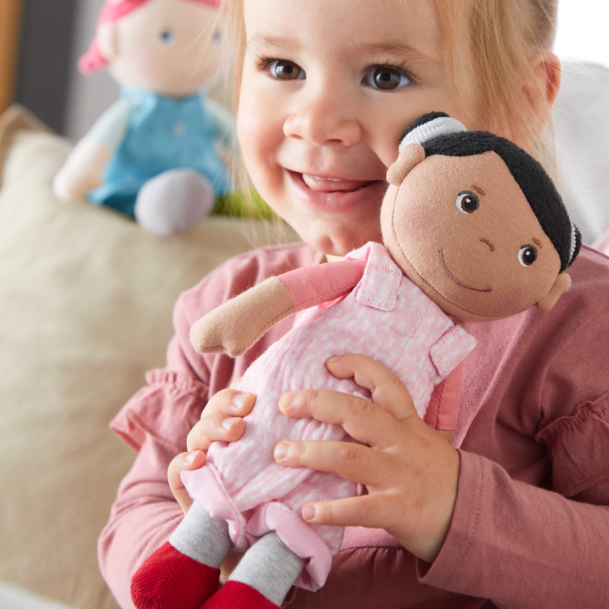 Snug Up Doll Rumbi - Image 2