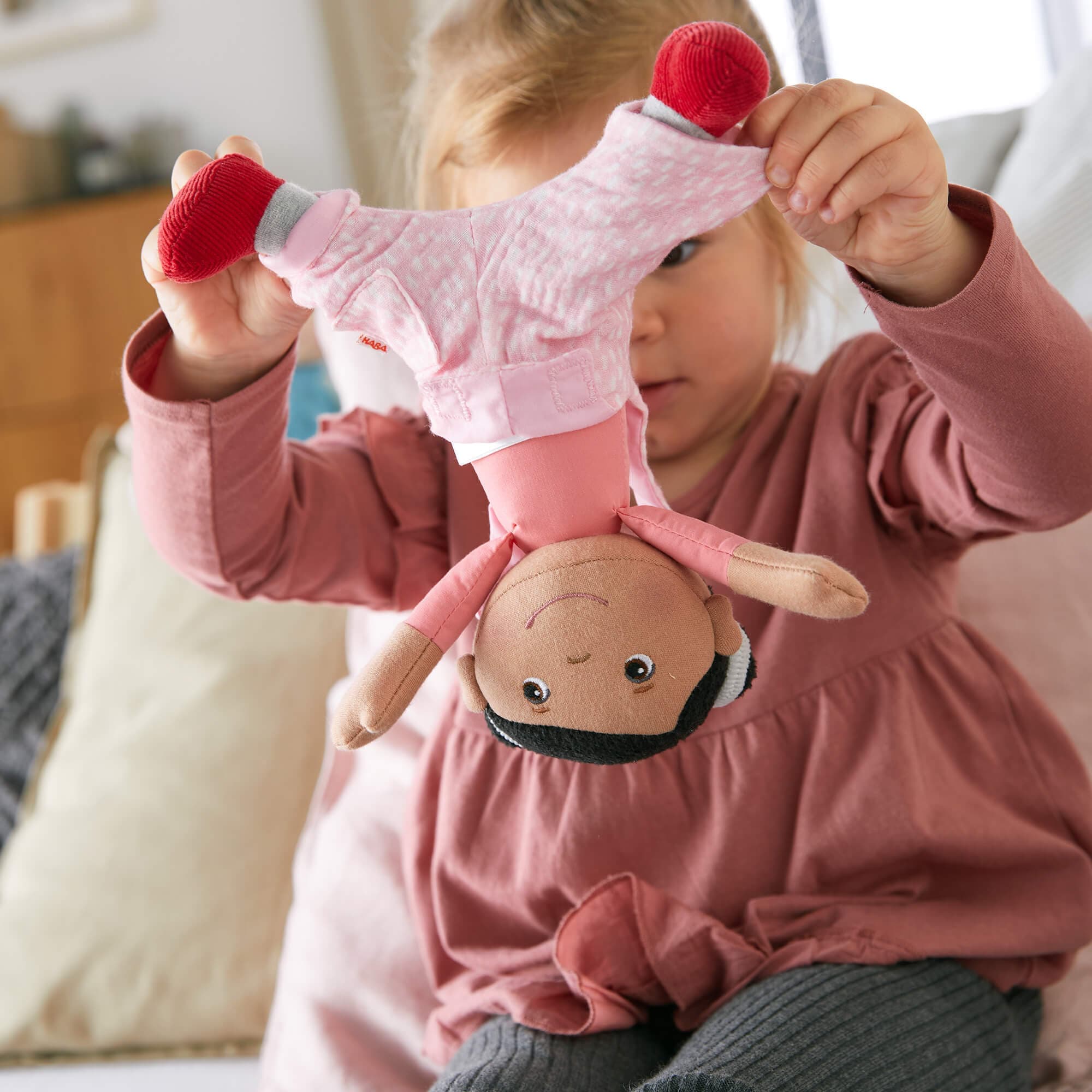 Snug Up Doll Rumbi - Image 6