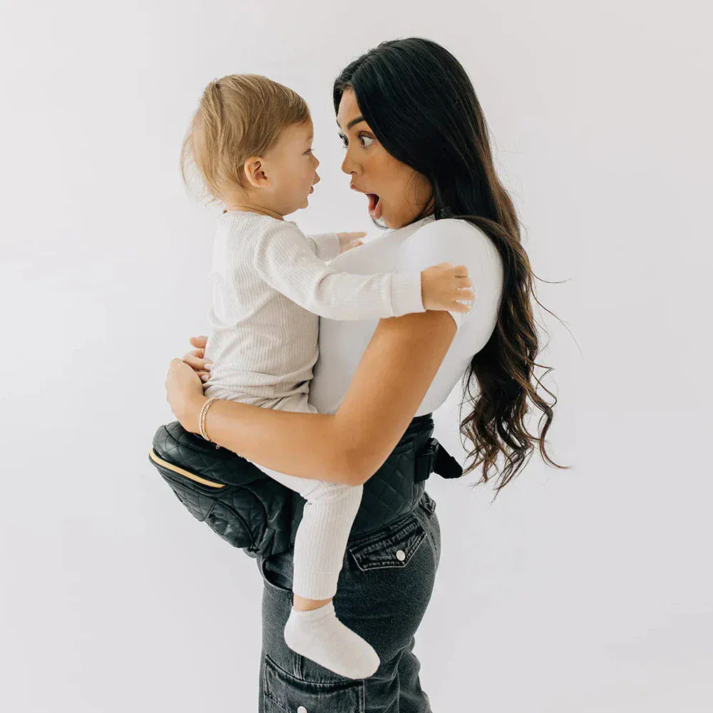 The Tushbaby Hip Carrier - Image 25