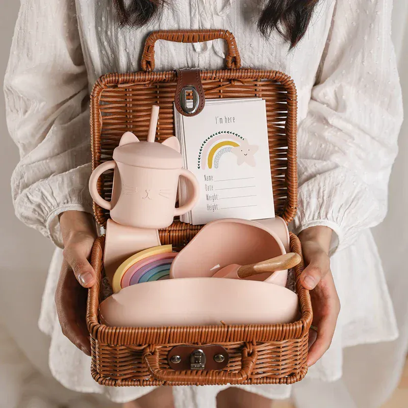 Vintage Style Baby Gift Box. 7Pcs - Image 2