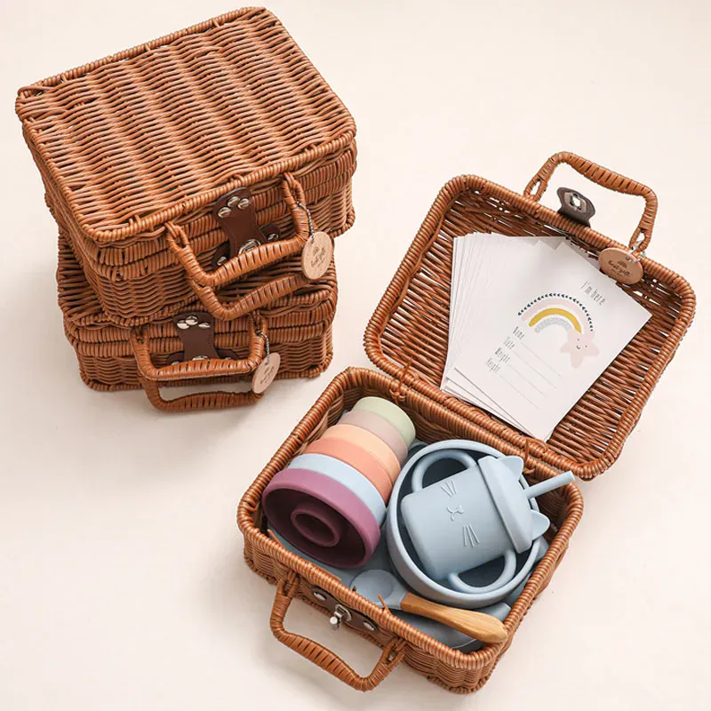 Vintage Style Baby Gift Box. 7Pcs - Image 5