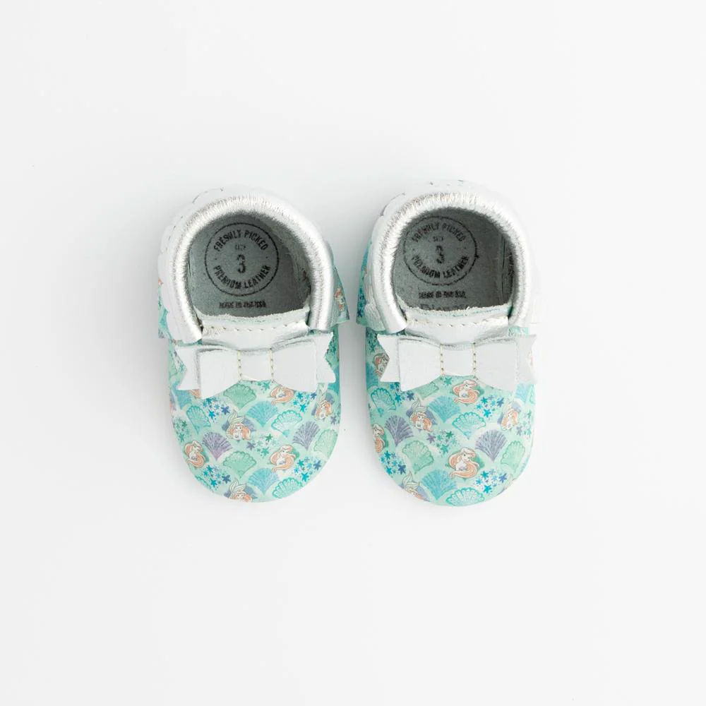 Watercolor Ariel Bow Baby Shoe - Image 2