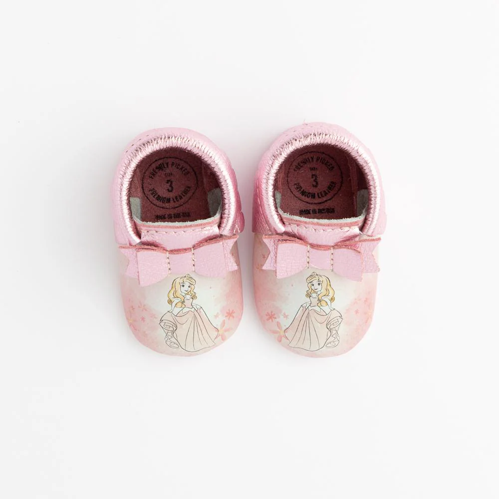 Watercolor Aurora Bow Baby Shoe - Image 2