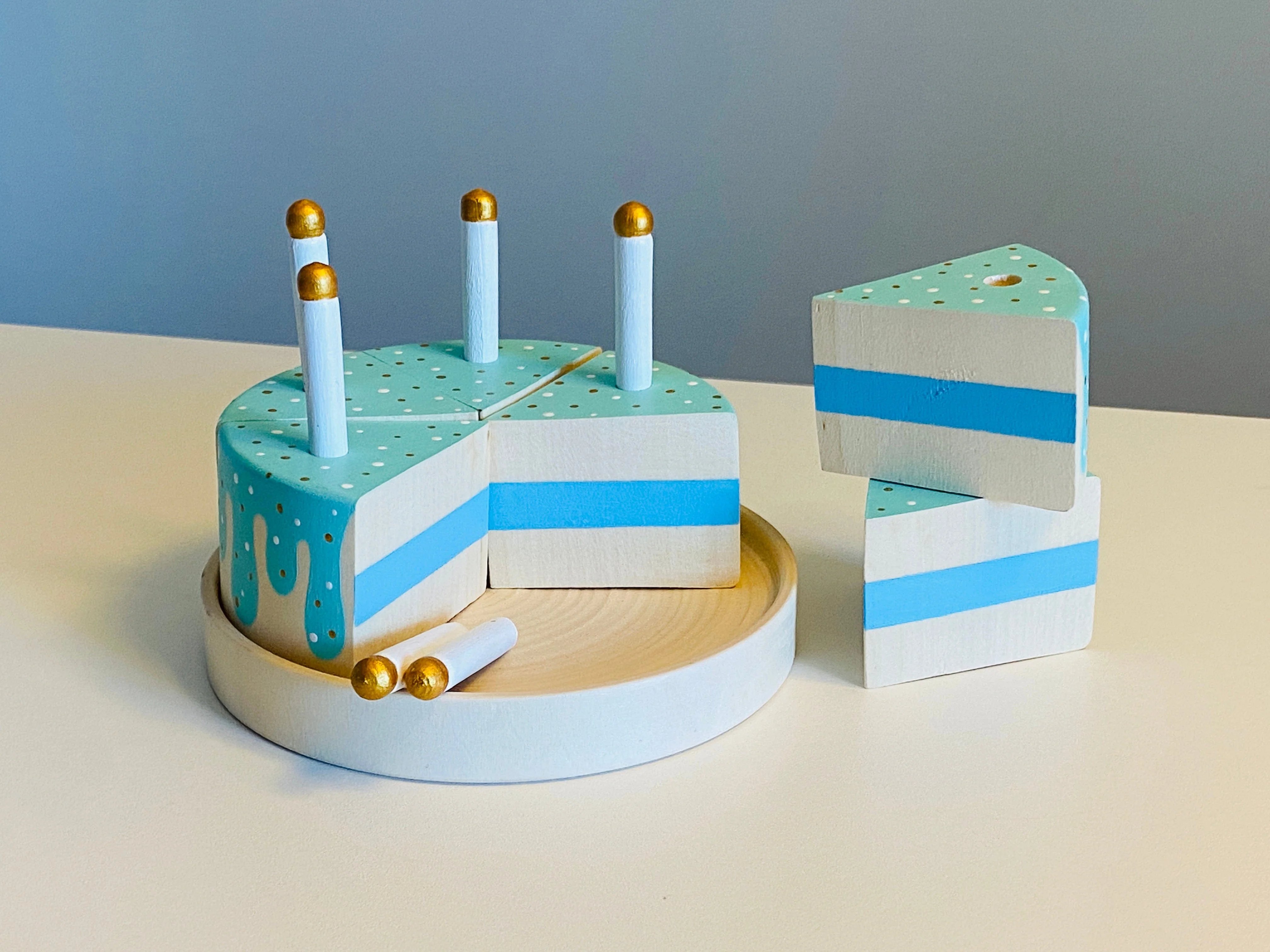 Wooden Birthday Cake Toy - Image 2